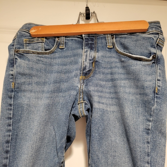 Universal Thread Size 2 - Picture 2 of 11